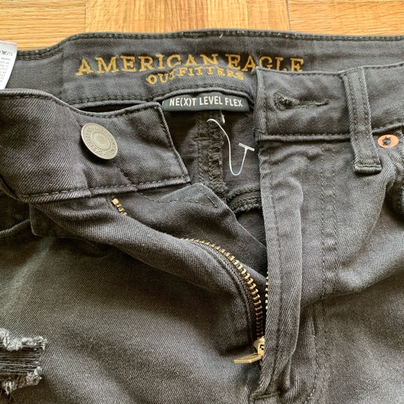 ⚫️ American Eagle Jean Shorts (Waist 26) - Picture 2 of 5